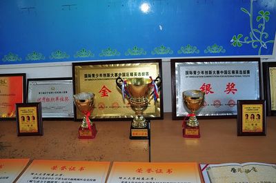 科技示范校驗(yàn)收 以評促建，譜寫我校文教科技開發(fā)新篇章